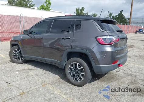 2021 Jeep Compass Trailhawk 4X4 from USA, damaged, VIN 3C4NJDDB6MT561074